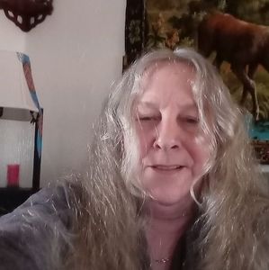 Meet your Posher, Debra